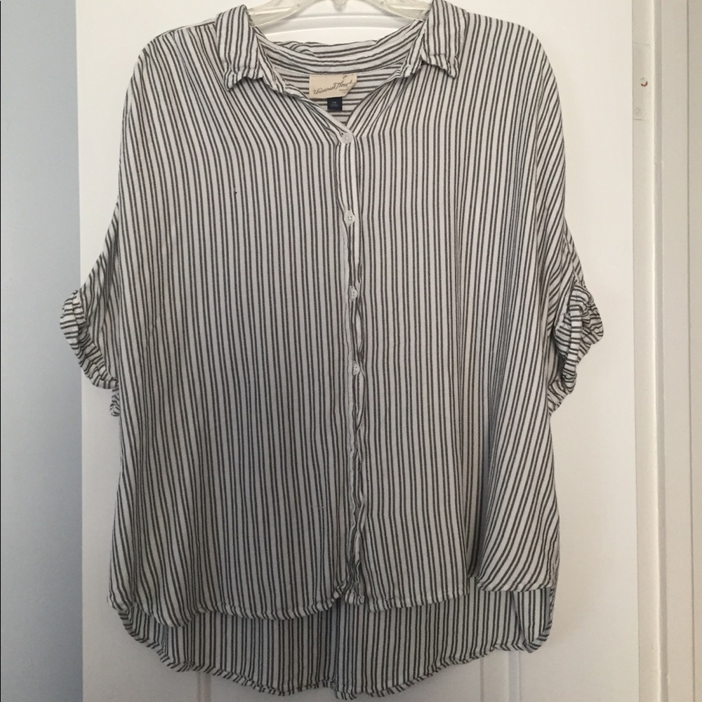 🔥 Universal Threads Button-Up Blouse | XXL